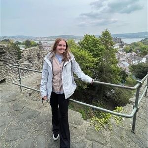 Meet your Posher, Meghan